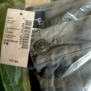 Children’s Place sz 14 storm gray shorts